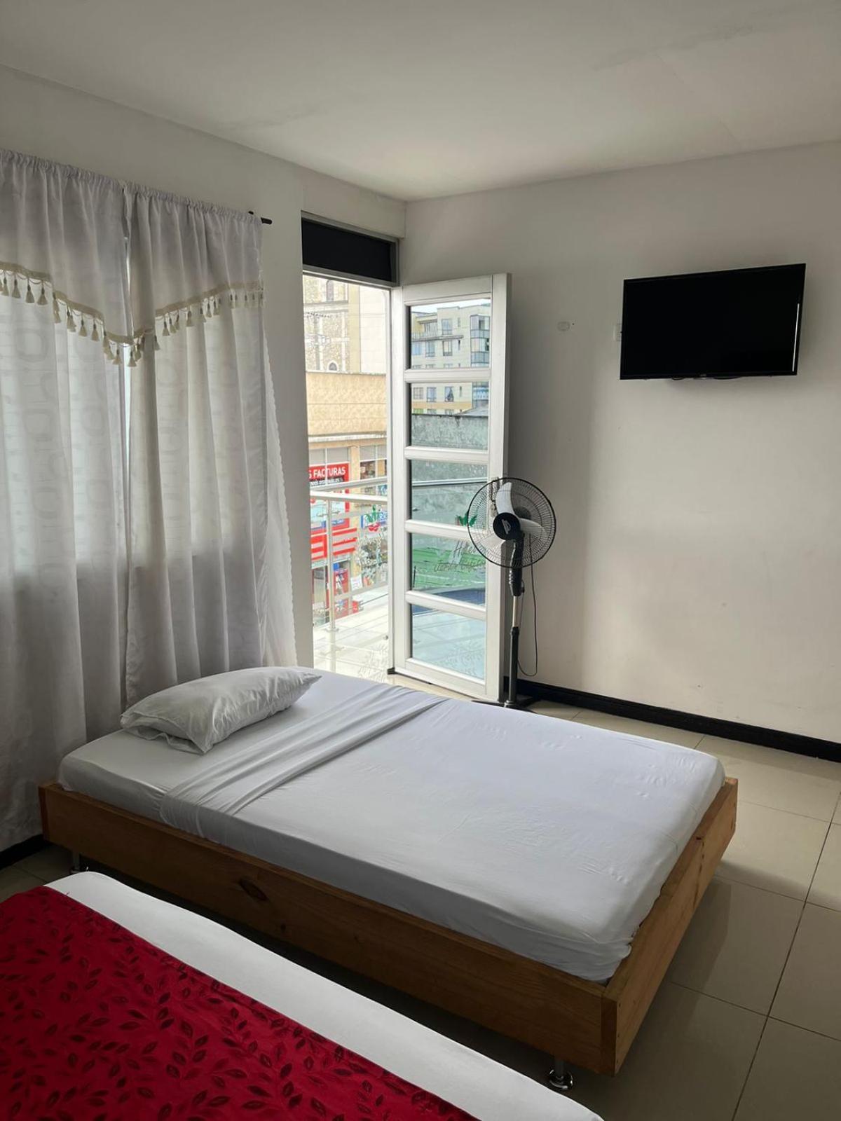 Hotel El Jardin Cafetero Armenia ภายนอก รูปภาพ